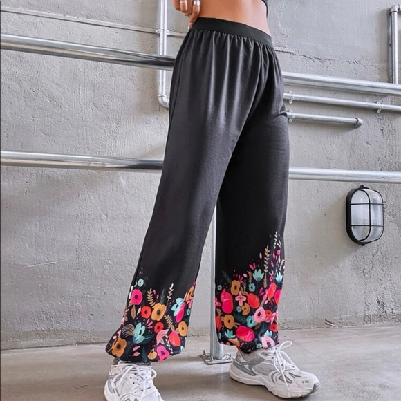 NEW SHEIN Floral high waist sweatpants S - Picture 2 of 5